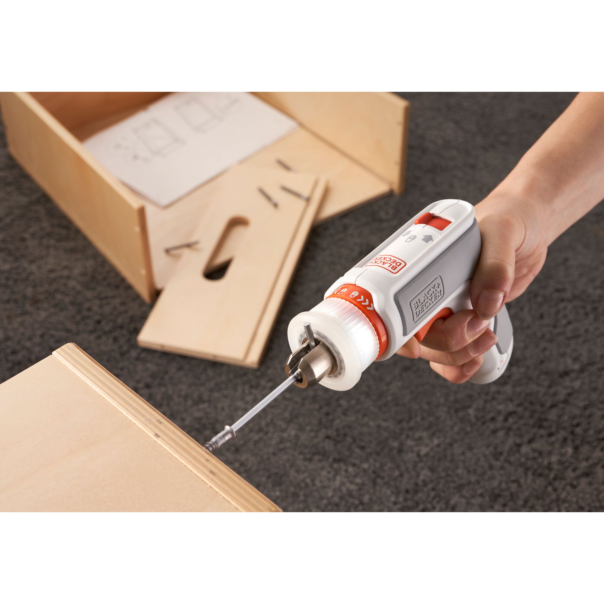 BLACK AND DECKER FURNITURE ASSEMBLY TOOL 