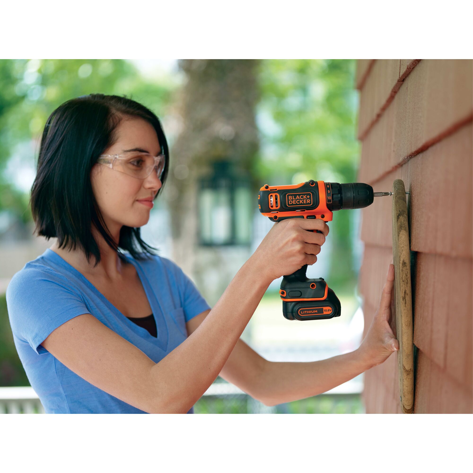 Black and decker discount 10.8 v drill