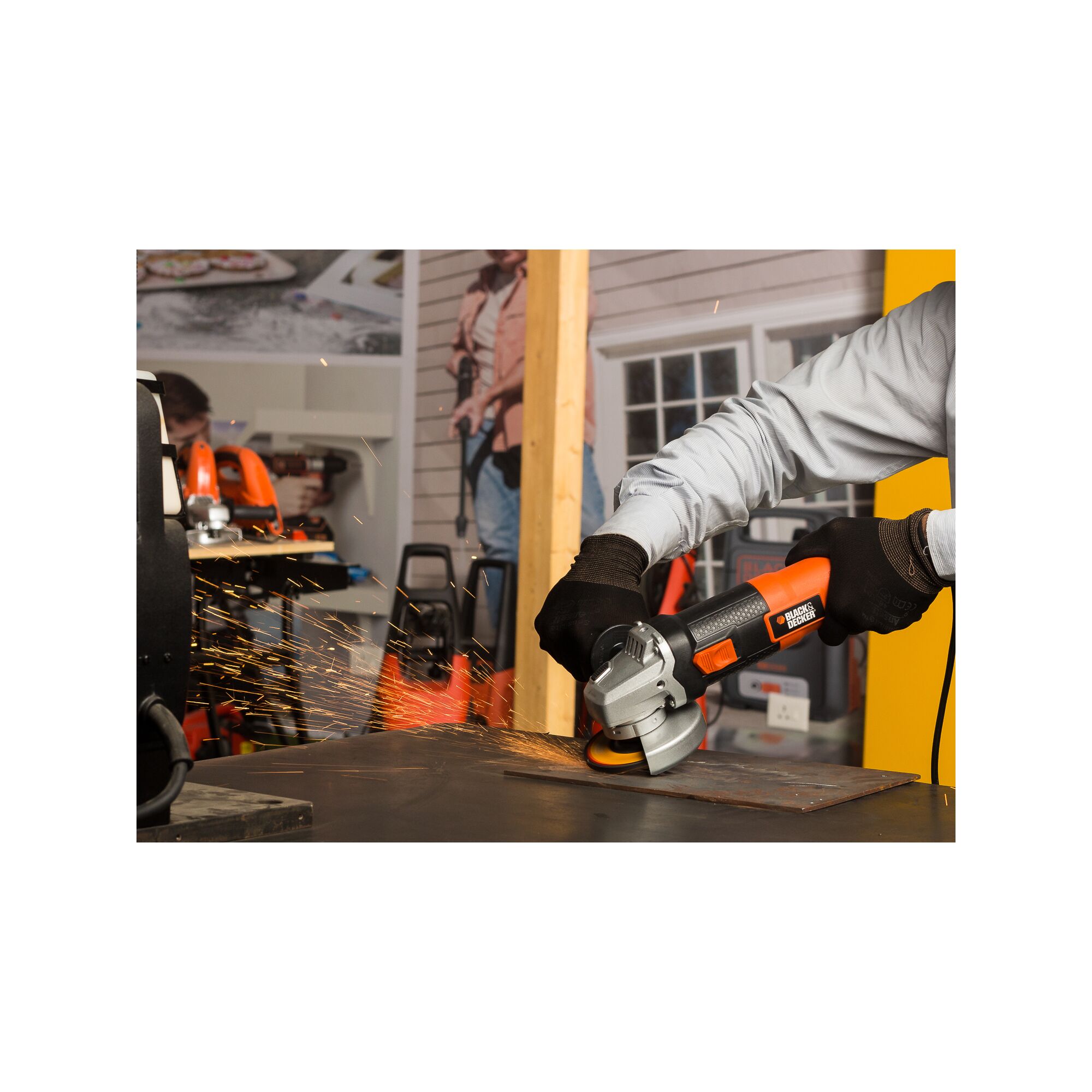 100mm 820W Grinder