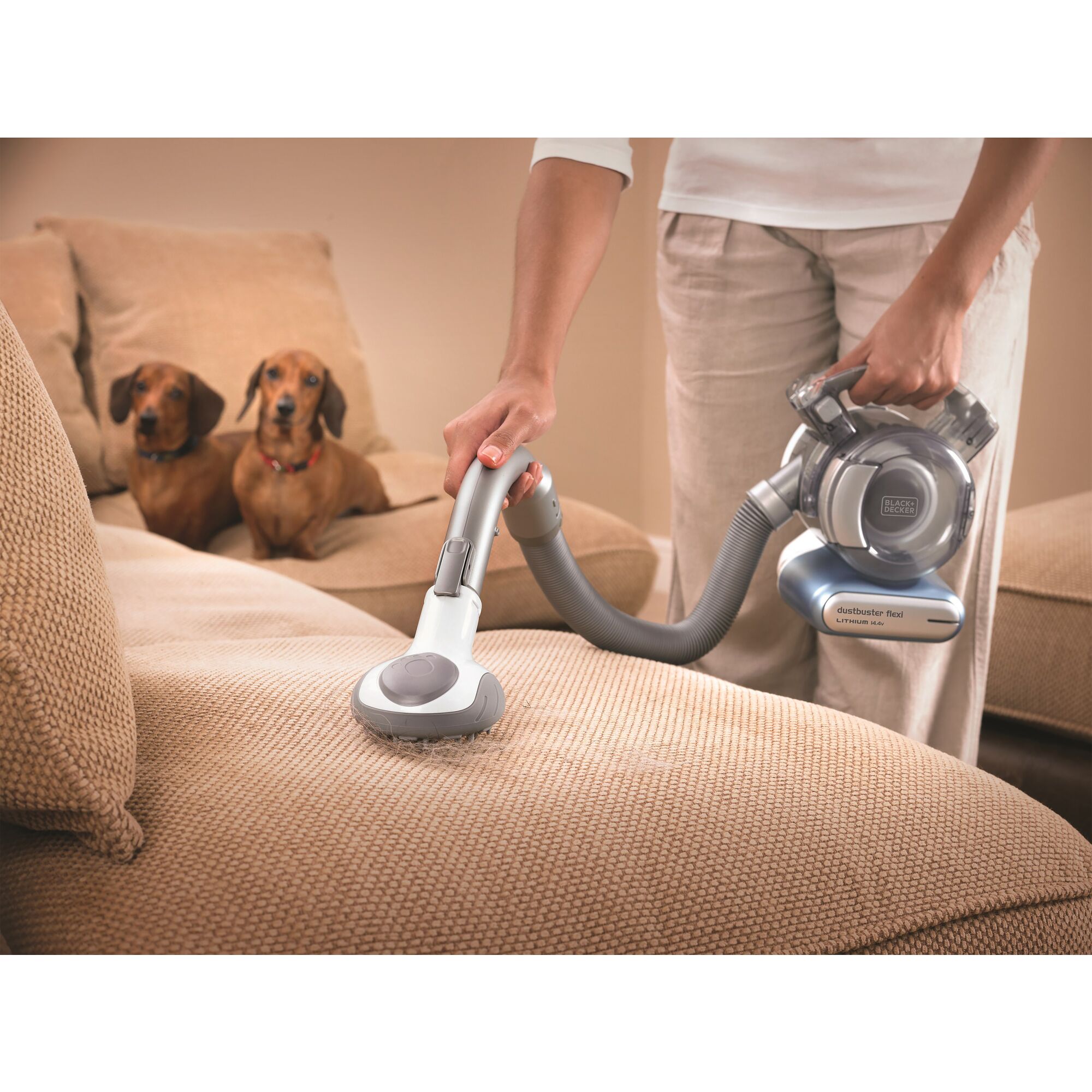 ✨未使用✨　BLACK+DECKER flexi Ⅱ 14.4V＋アタッチメント 14.4V Lithium Flexi Dustbuster (Hair Removal) | BLACK+DECKER