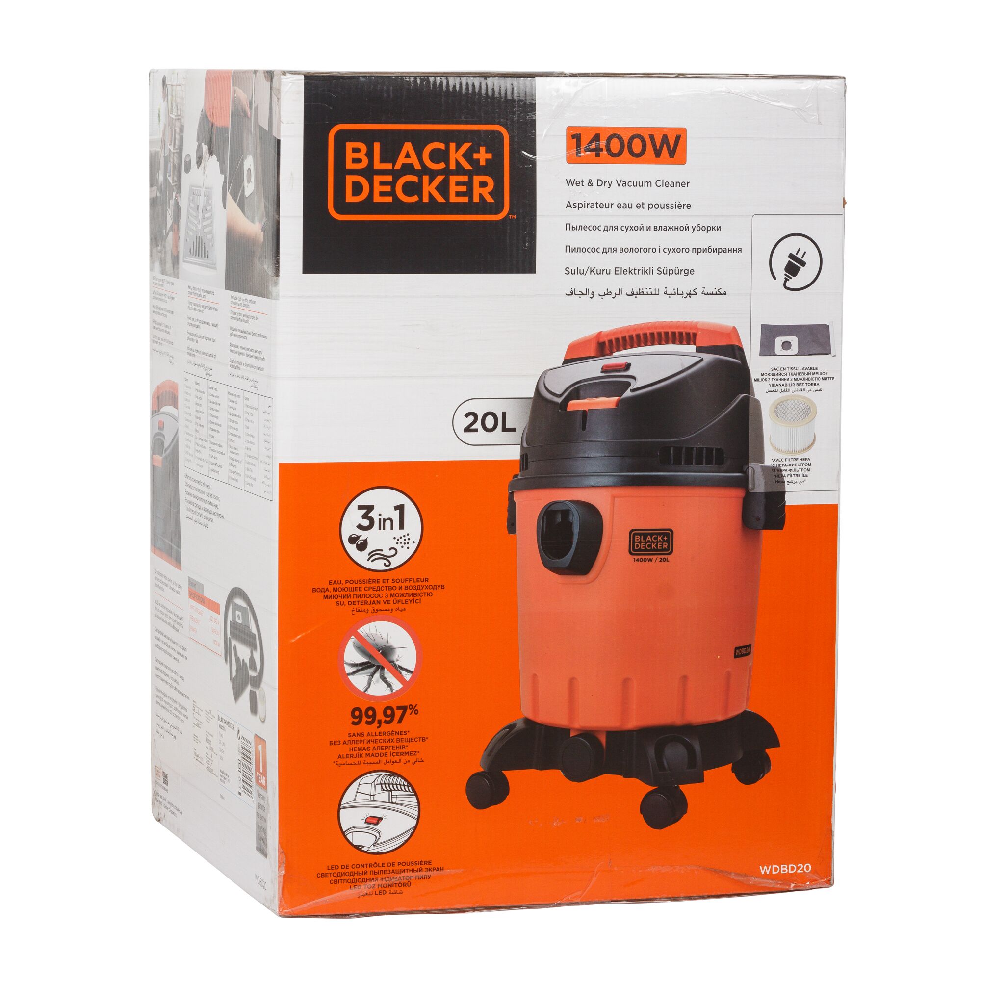 BLACK+DECKER WDBD20 wet and dry vacuum cleaner box, orange and black 20L, upright product photo, packaging front angle.